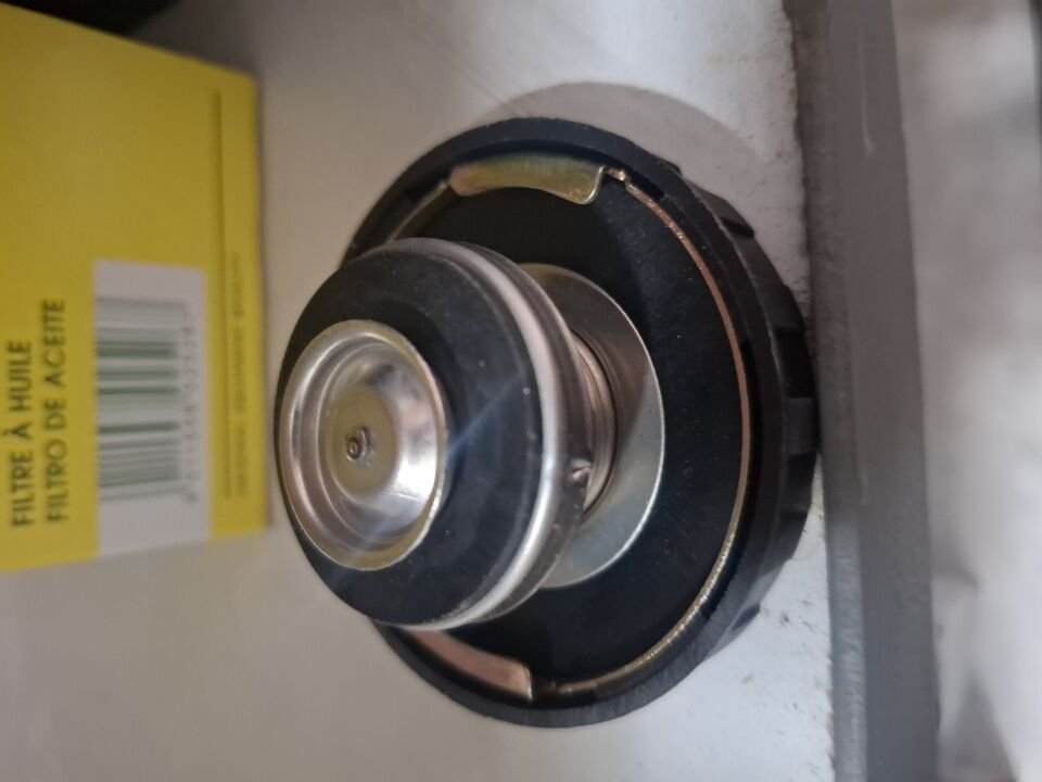 Freemont su depo kapak