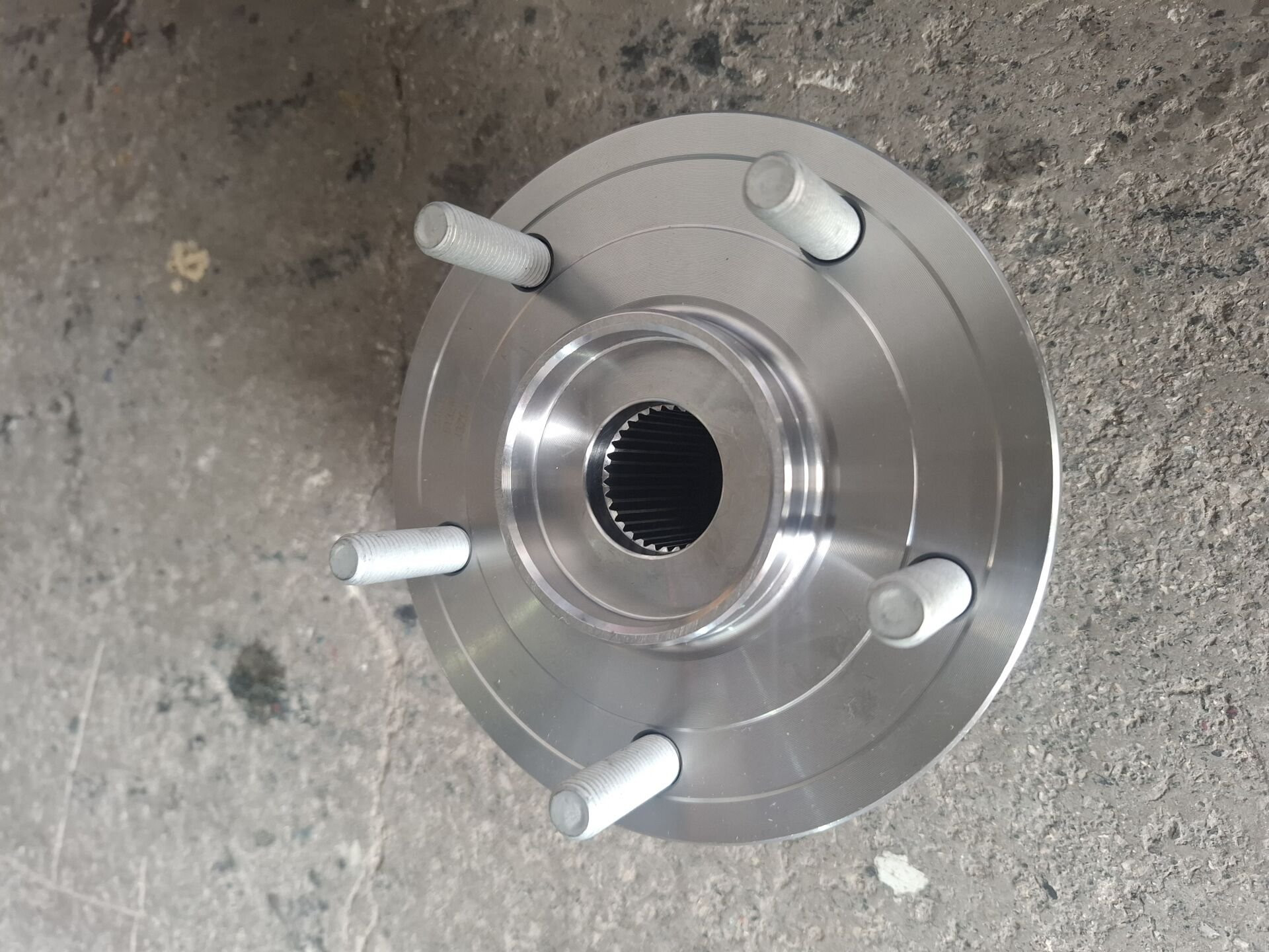 Freemont ön teker porya bilya