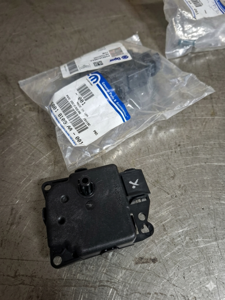 Mopar Klima Klape (Blend Door) Aktüatörü - Orijinal Yedek Parça