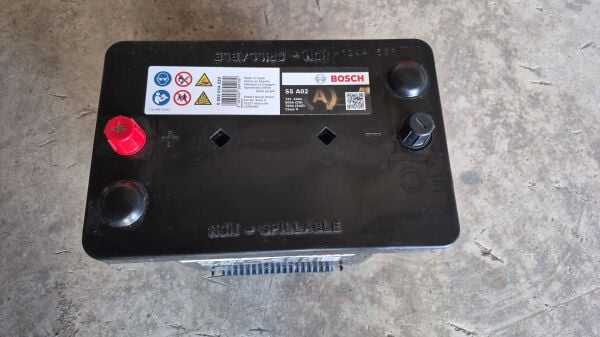 BOSCH MARKA AKÜ S5 A02 50Ah 800a 12v AGM